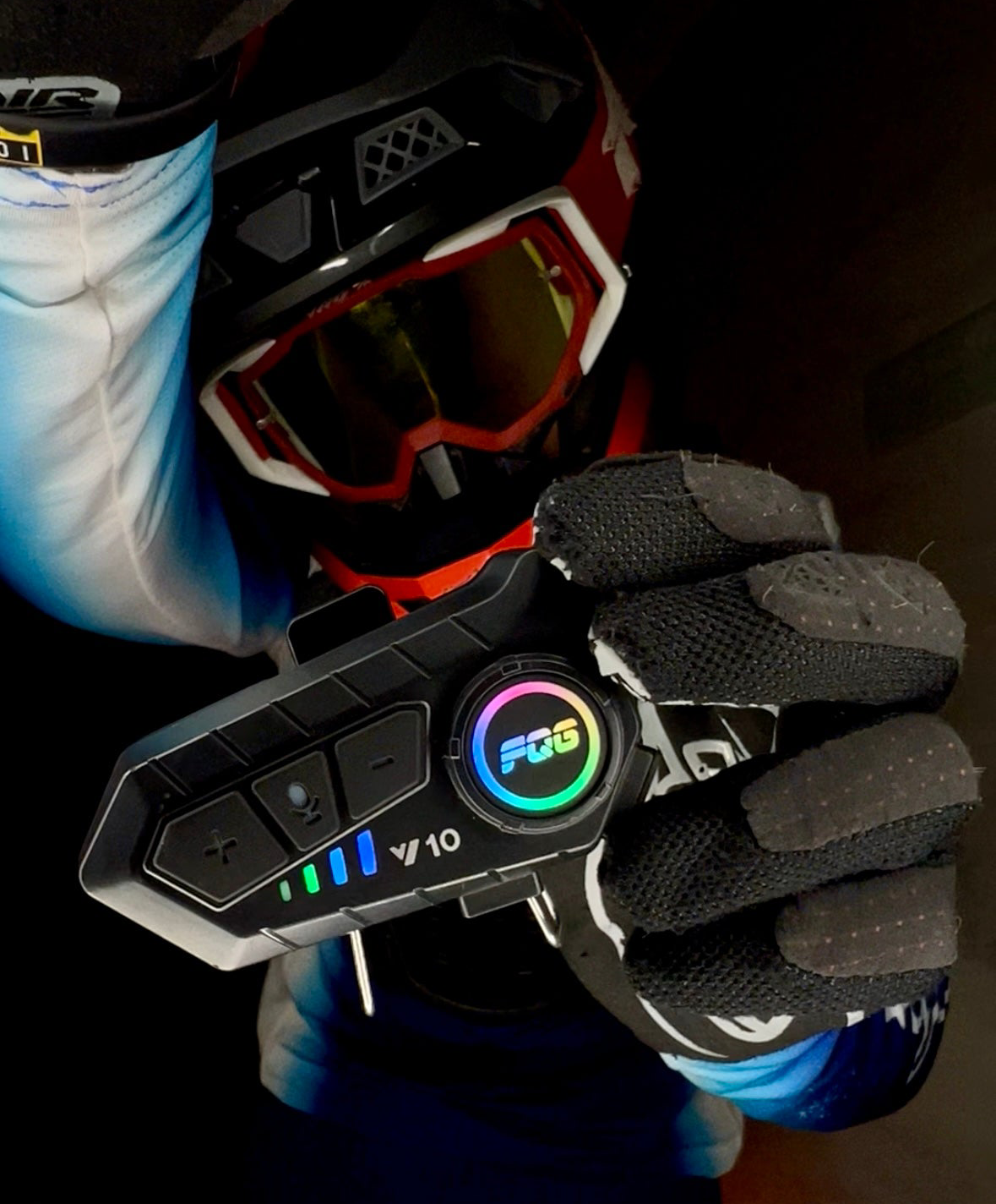 BeatPods. - Безжична аудио система за каска.