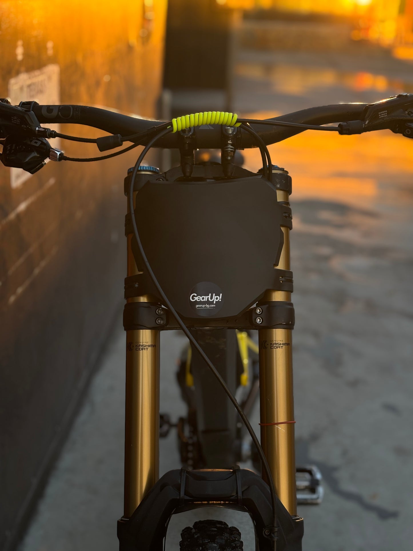 XUP! Поставка за номер.